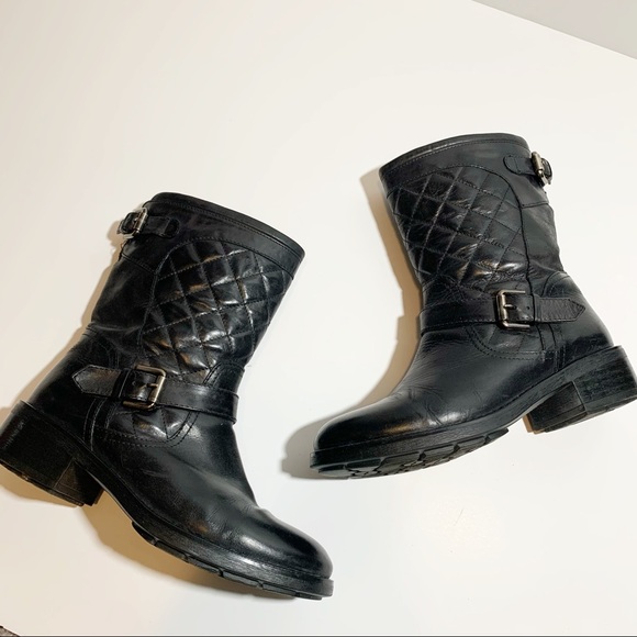 aquatalia quilted boots